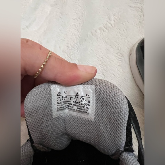 🔥 Toddler Jordan Stay Loyal 3 Sneakers - Picture 6 of 6